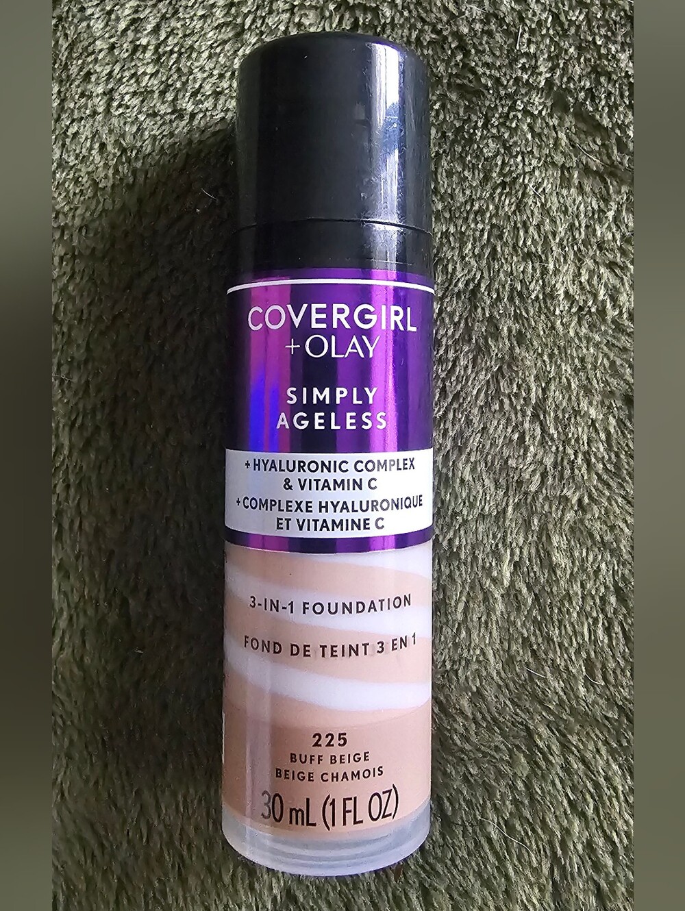 Covergirl + OLAY Simply Ageless 3-in-1 Liquid Foundation